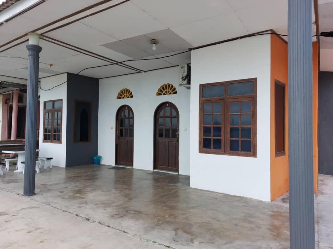 Rumah Rehat Qnm Holidays Kuala Terengganu Esterno foto
