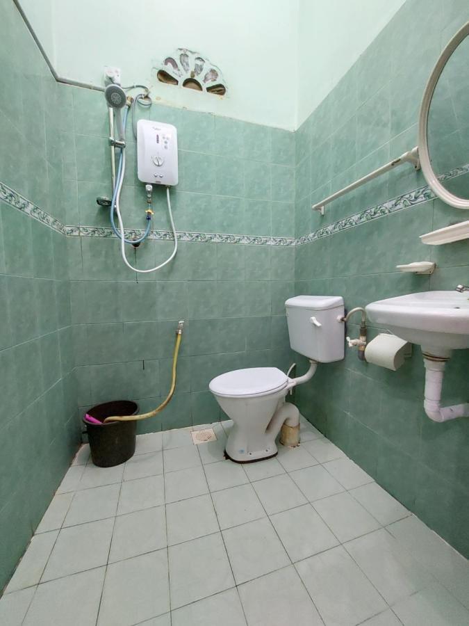 Rumah Rehat Qnm Holidays Kuala Terengganu Esterno foto